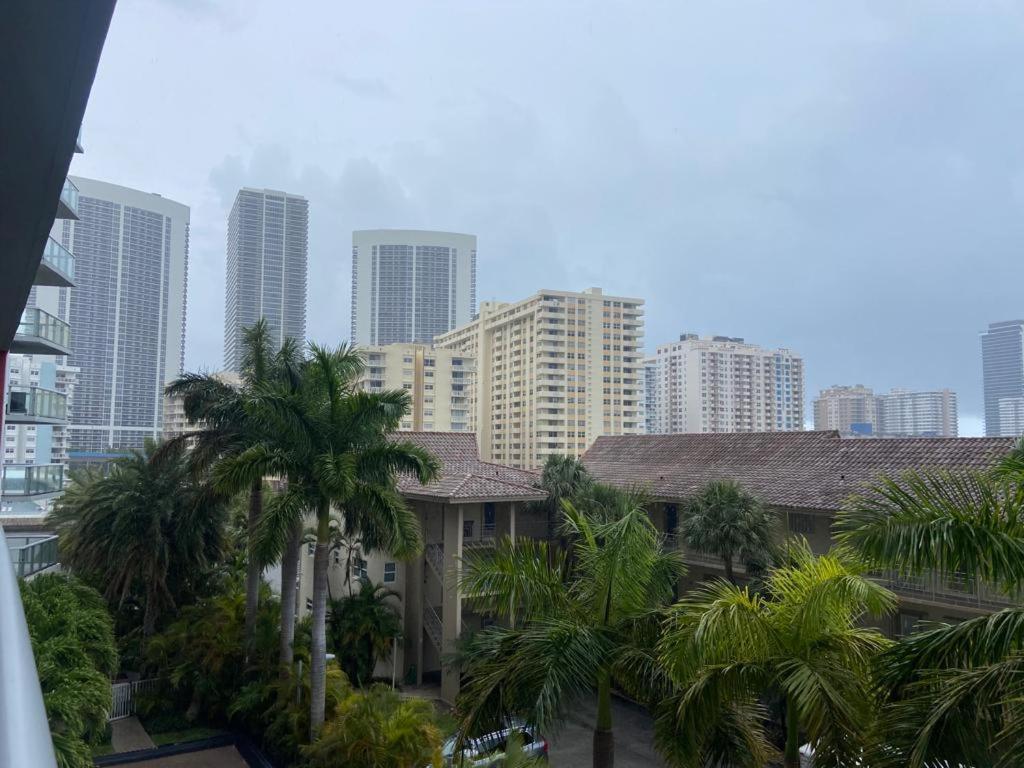 Beachwalk Studio Apmt 2 Beds, Amazing Views 2010B شاطئ هالانديل المظهر الخارجي الصورة